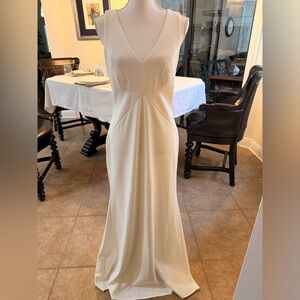Vince Camuto Cream V-Neck Maxi Dress